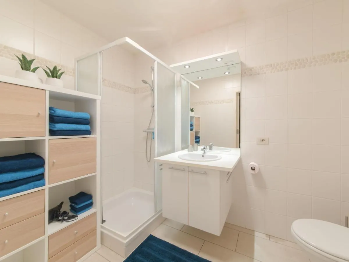 Studio Sweet Escape Apartment Bredene 0*,  Belgium