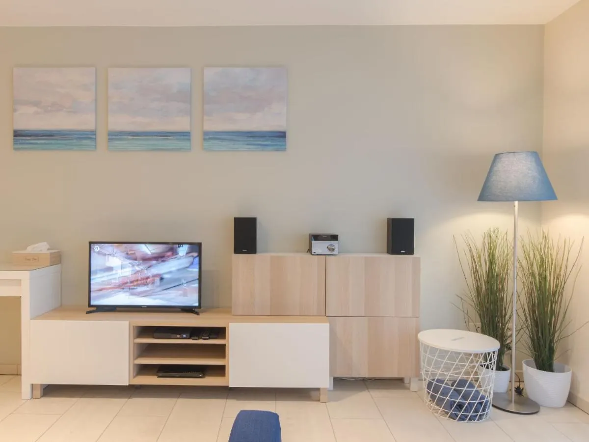Studio Sweet Escape Apartment Bredene 0*,  Belgium